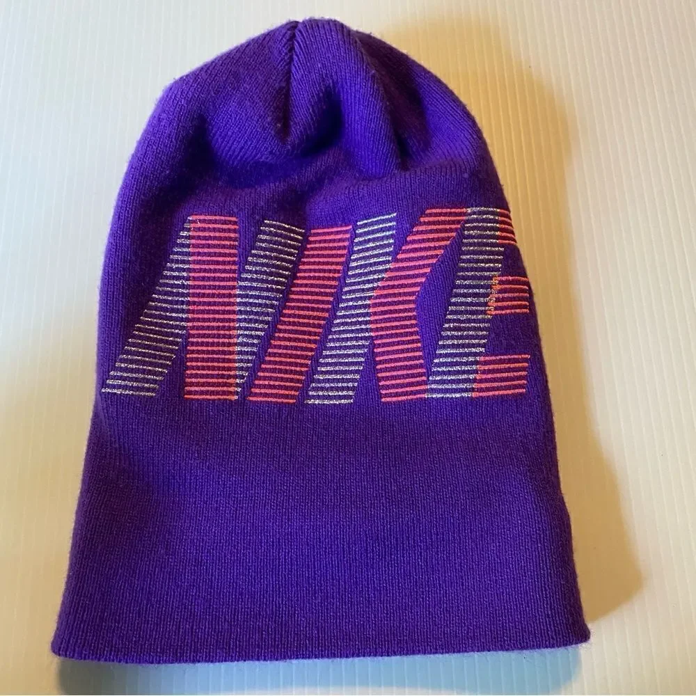 Nike youth girls kids purple pink Cuff beanie Hat 5-10 yrs old